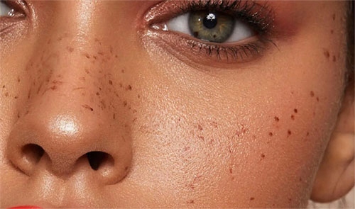 Freckle Air Cushion